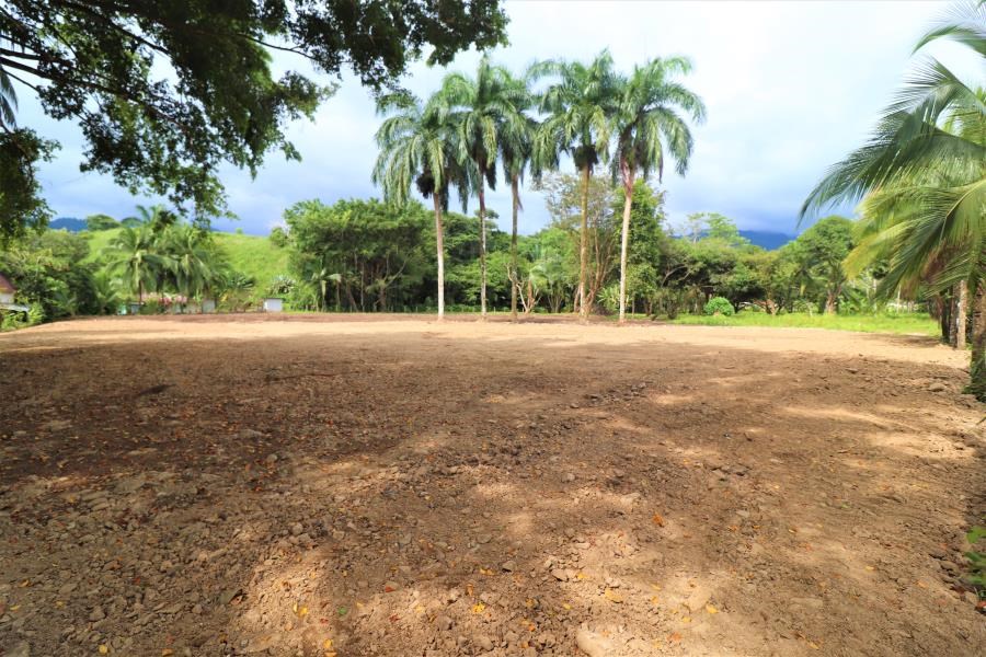 5000 Square Meter Lot, Residencial or Commercial, 400 Meters From the Beach